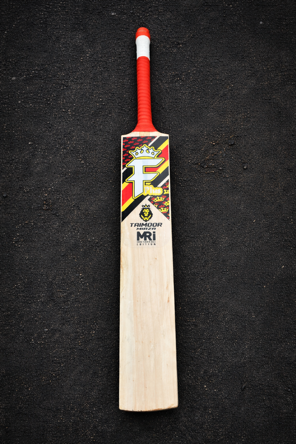 Fplus Hard Tennis Scoop Bat – Premium Quality | Lightweight & Power Hitting